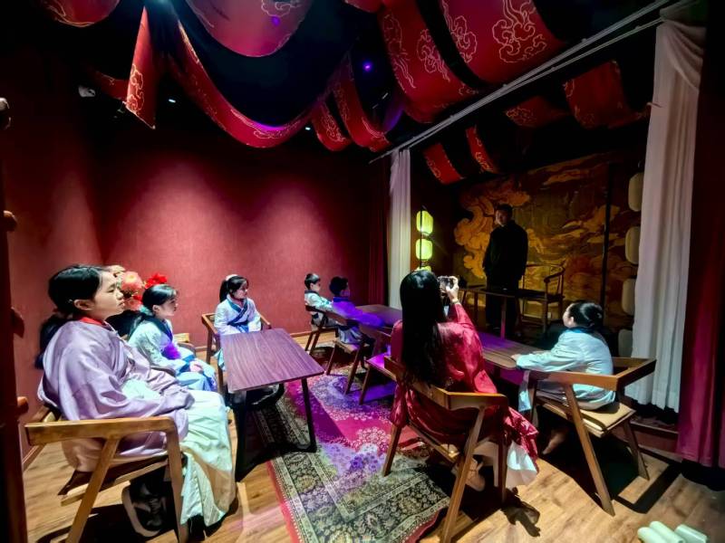 碾子山区互动剧场策划